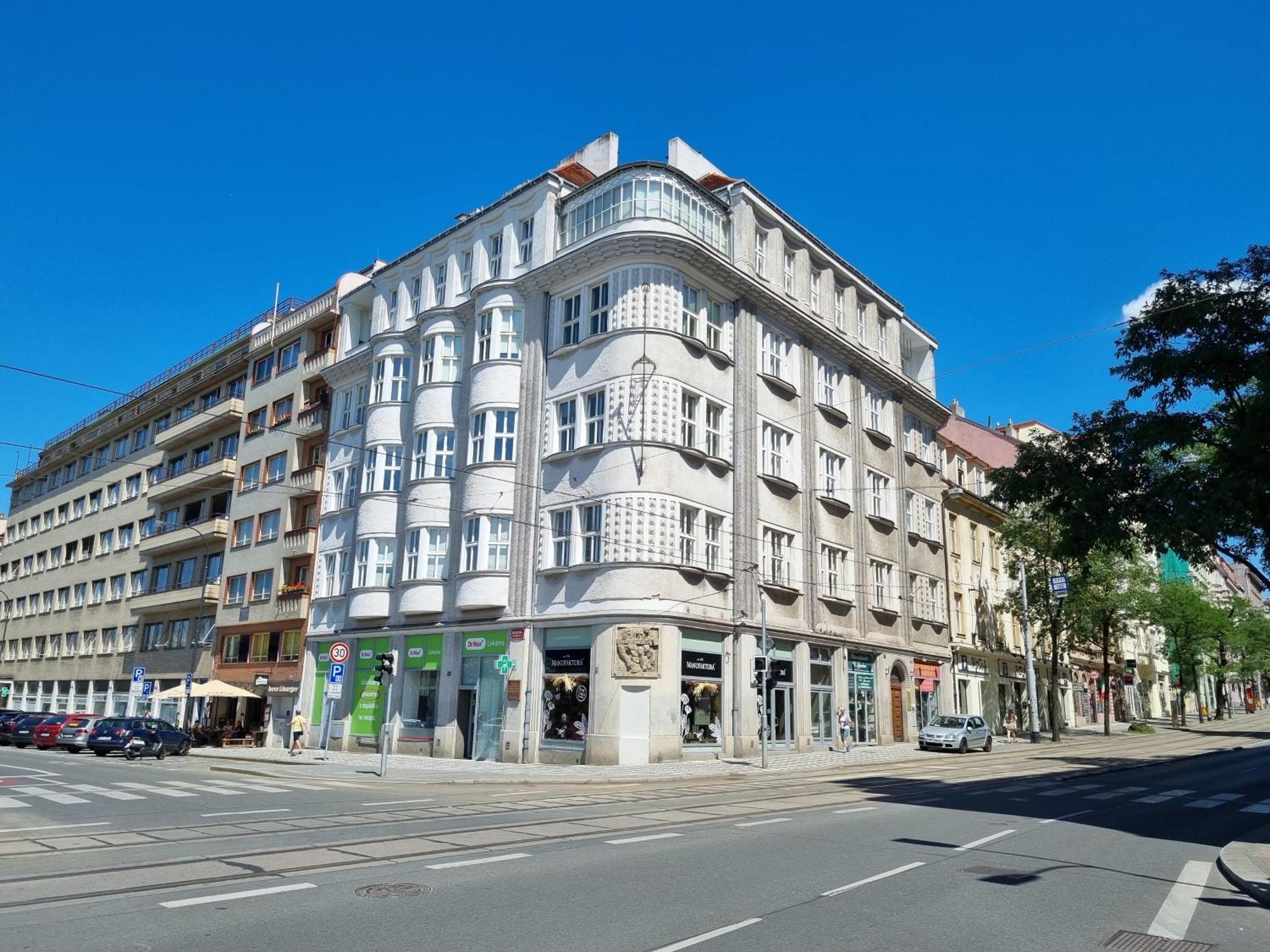 Oasis Apartments At Charles Square Prag Dış mekan fotoğraf