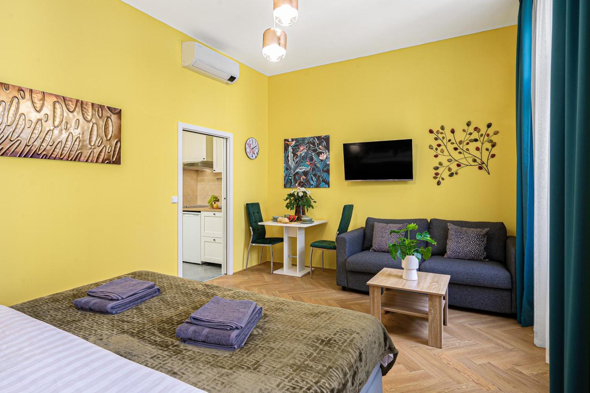 Oasis Apartments At Charles Square Prag Dış mekan fotoğraf